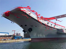 良时人与航母建造者同欢乐——世界头条新闻：中国第二艘航空母舰今天下水，全中国人民的骄傲